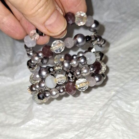 Acylic Women's Memory Wire Stacked Beaded Bracelet Boho Elegant Eveningwear - Picture 5 of 6